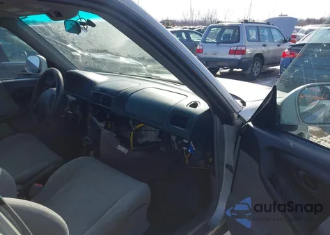 2001 Subaru Forester S z USA, uszkodzony, nr VIN JF1SF65641H730297